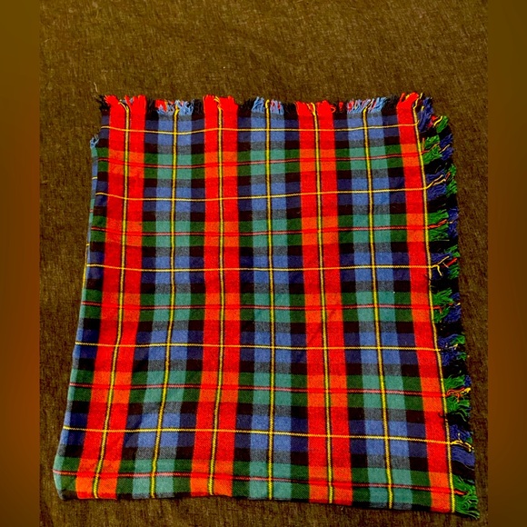 Plaid Scarf/Shawl - Picture 3 of 4